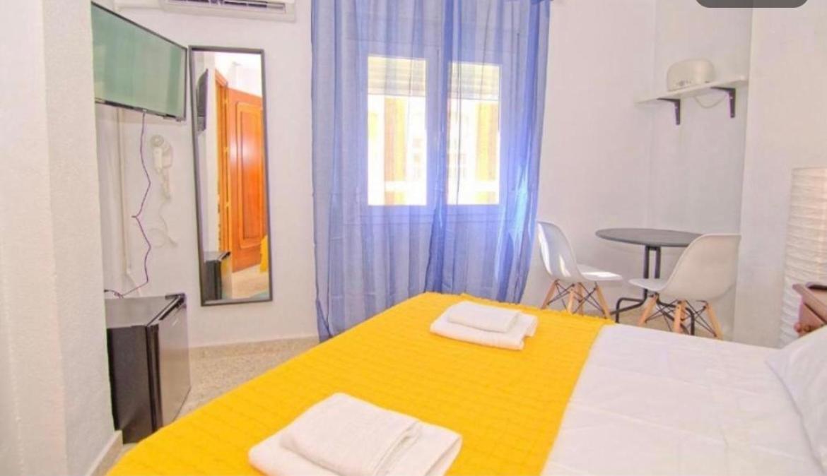 Guest House Mota Μάλαγα Εξωτερικό φωτογραφία